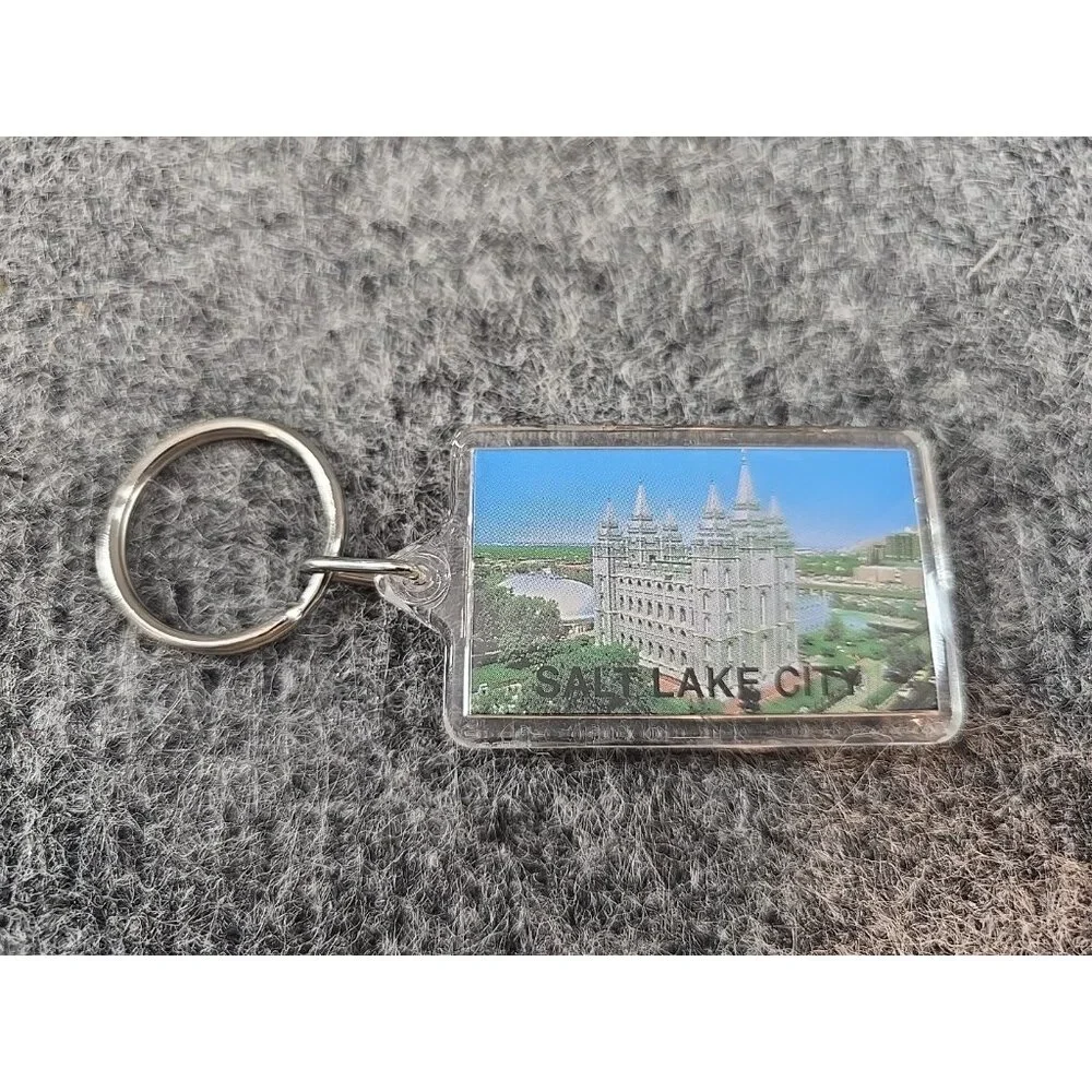 Vtg Keychain Salt Lake City Acrylic Sealed Plastic